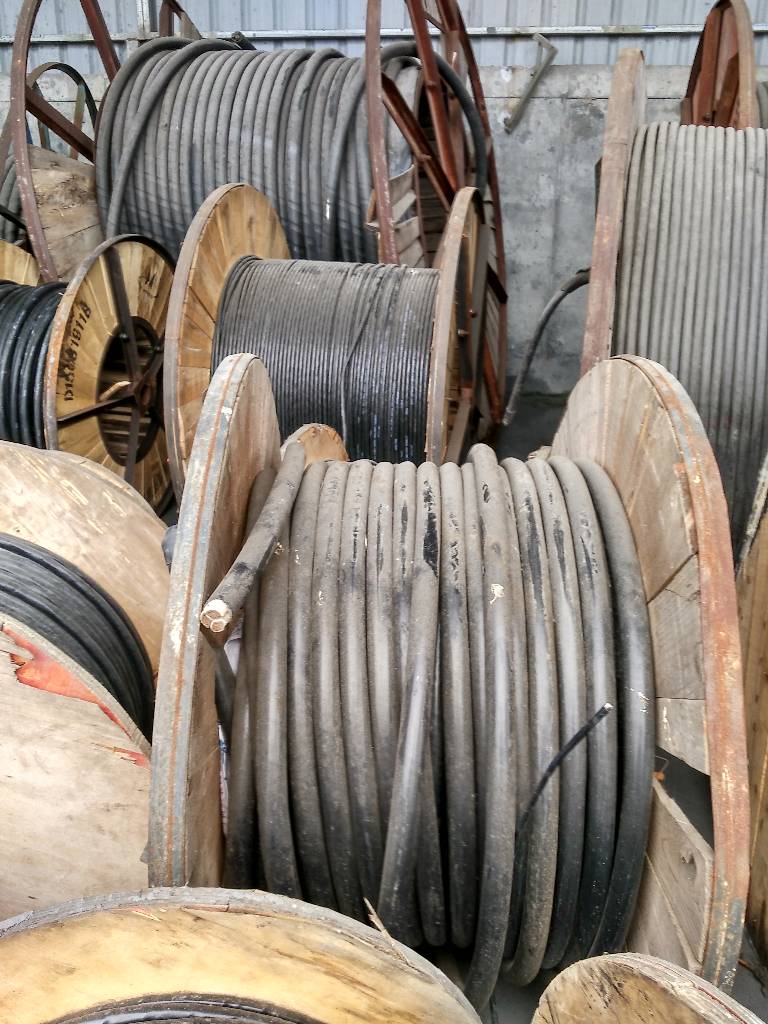 兴化市回收各种电线电缆-兴化电缆线回收公司.各种新旧电缆拆除回收