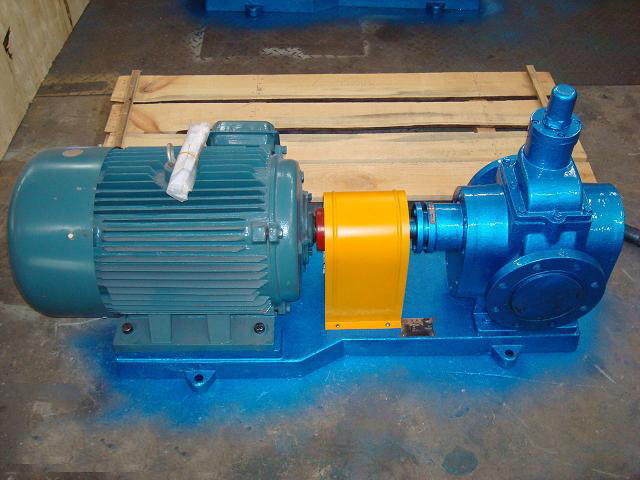 泊泰邦总厂生产YCB1.6-2.5圆弧泵,圆弧齿轮油泵
